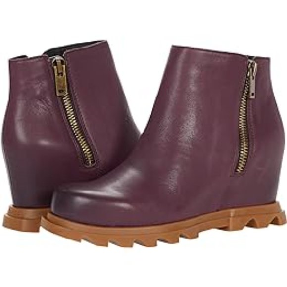 Sorel Joan of Arctic™ Wedge III Zip Ice Wine/Gum 2 - Picture 1 of 7